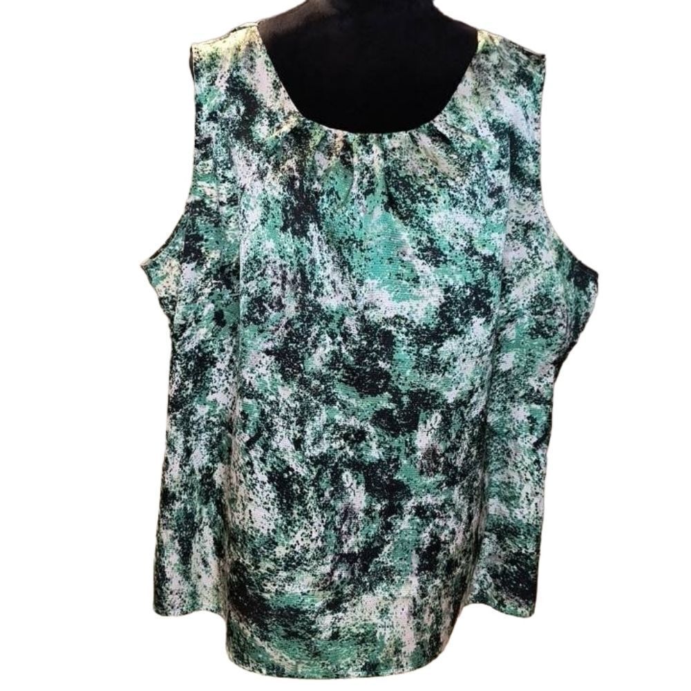 Eloquii Size 22/24 Green Sleeveless Scoop Neck Blouse